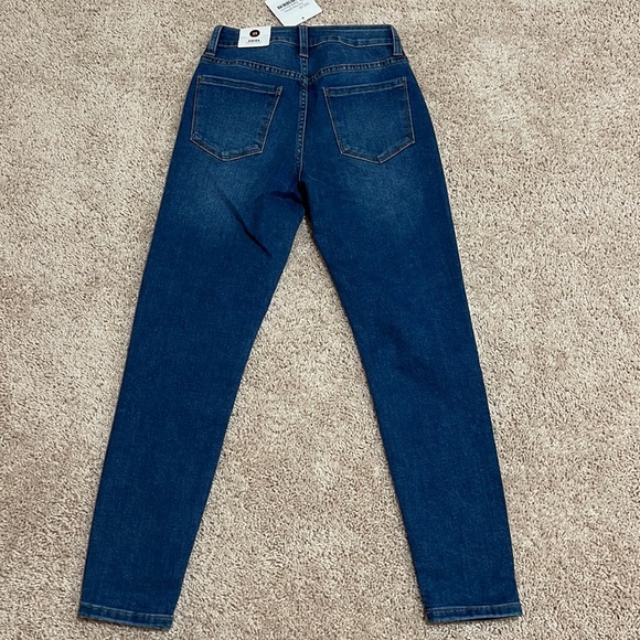 JBD blue The Yoke Skinny Denim. NWT